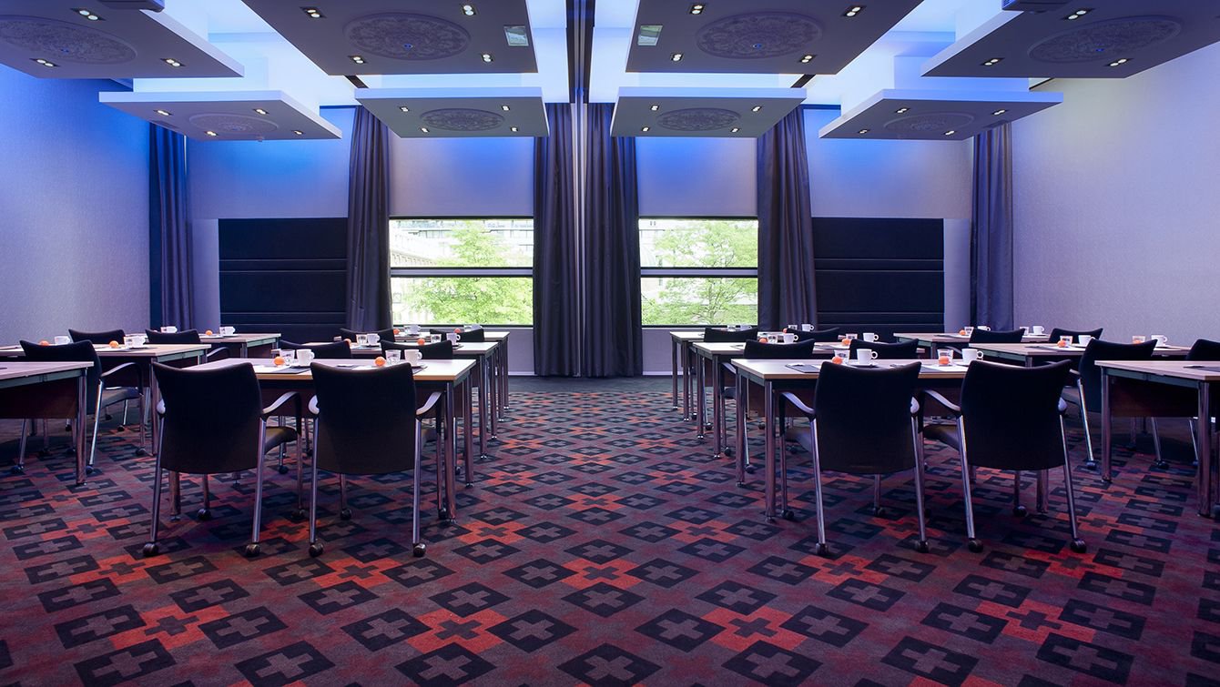 Berns + Van Gendt meeting room - The Manor Amsterdam