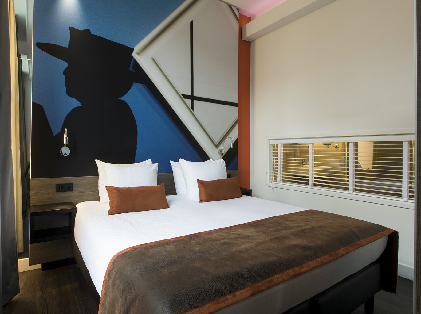 EH - THE MANOR HOTEL AMSTERDAM - JUNIOR SUITE - 2_WEB.jpg