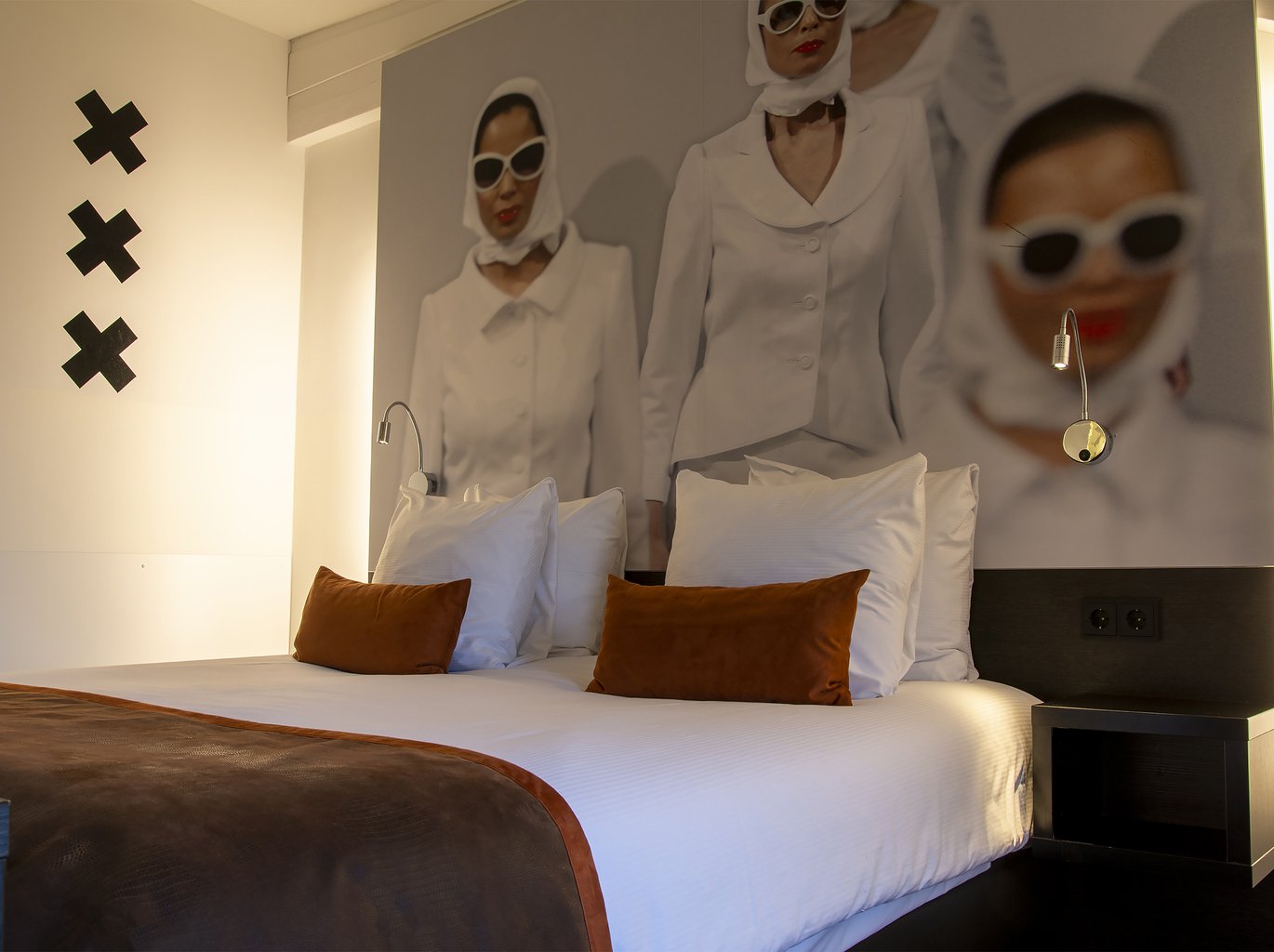 THE MANOR HOTEL AMSTERDAM_JUNIOR_SUITE_011_LR.jpg