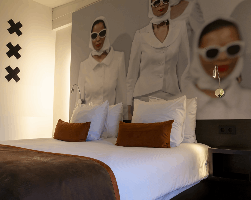 THE_MANOR_HOTEL_AMSTERDAM_JUNIOR_SUITE_011_LR.original.png